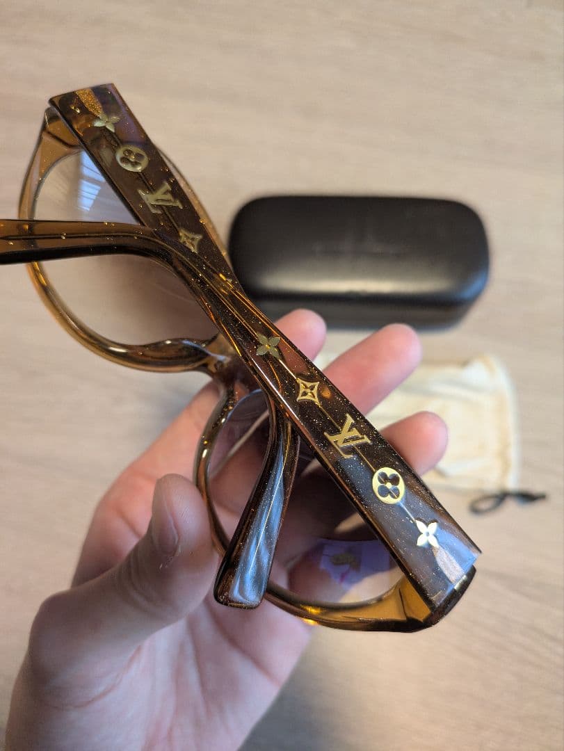Louis Vuitton ラウンド型サングラス　z0032e