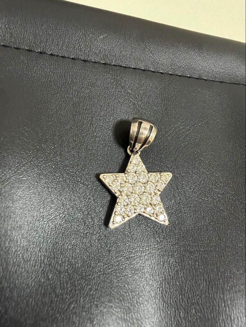 即日発送　Justin Davis 星型ペンダント　VIVASUPER STAR