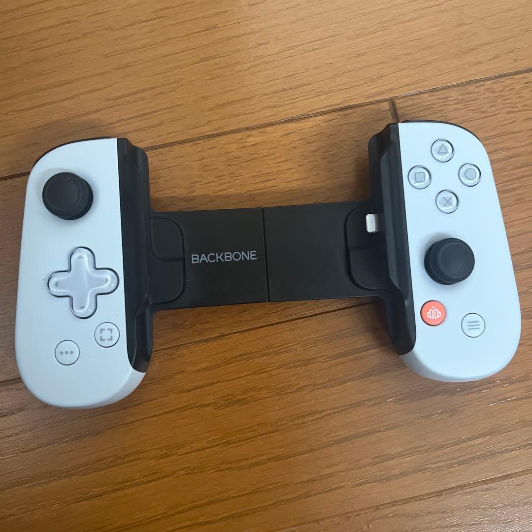 backbone PlayStation 2世代のLightning