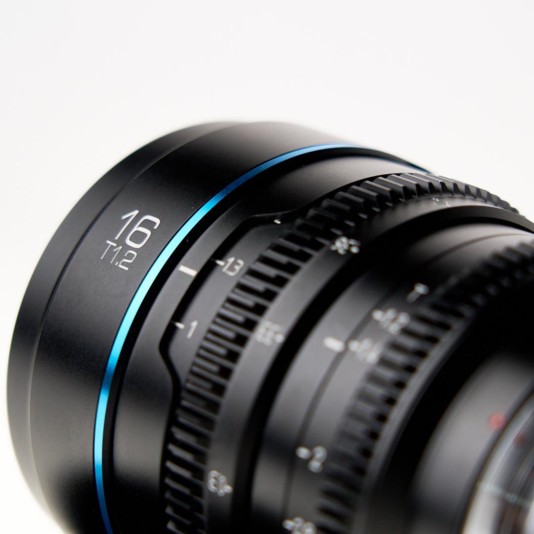 SIRUI Night Walker 16mm T1.2 S35 Eマウント