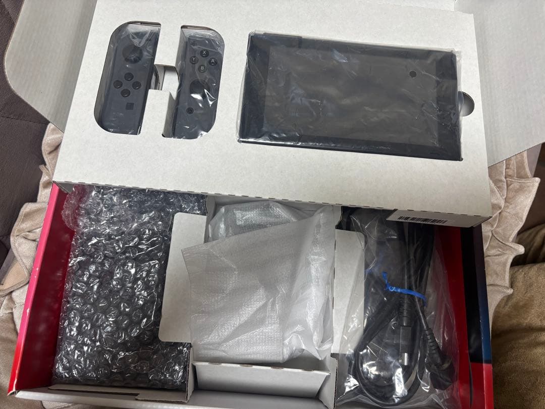 Nintendo Switch 本体 ニンテンドースイッチ　グレー