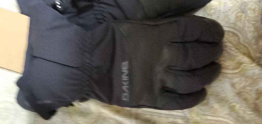新品未使用　ダカイン　ゴアテックス　スノーグローブ　サイズL