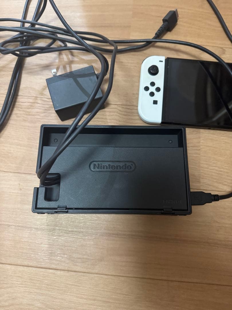 Nintendo Switch ホワイト 本体