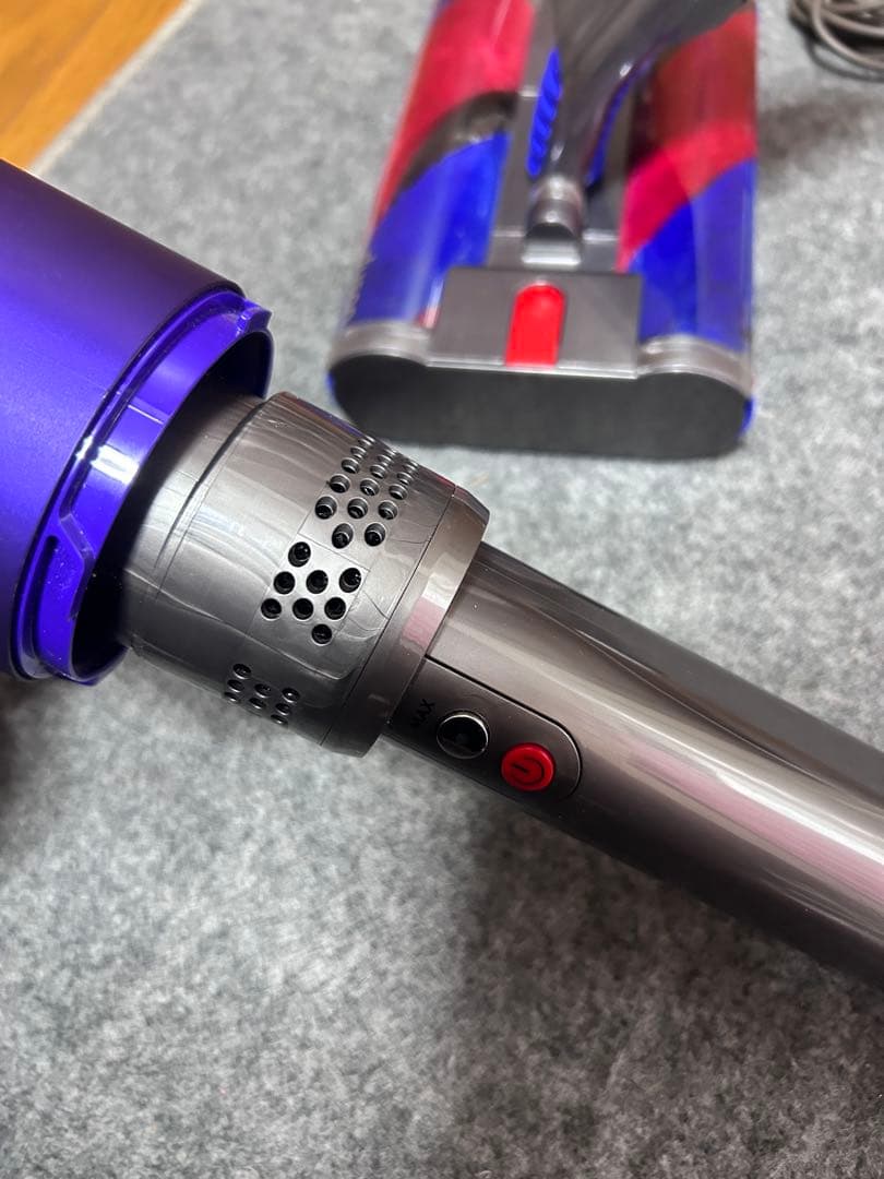 ダイソンSV19 掃除機