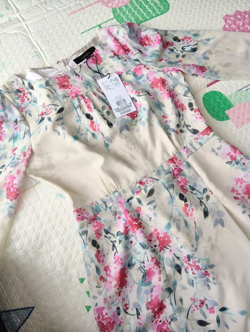 【未使用タグ付】SunaUna　スーナウーナ　花柄シフォンワンピース　М