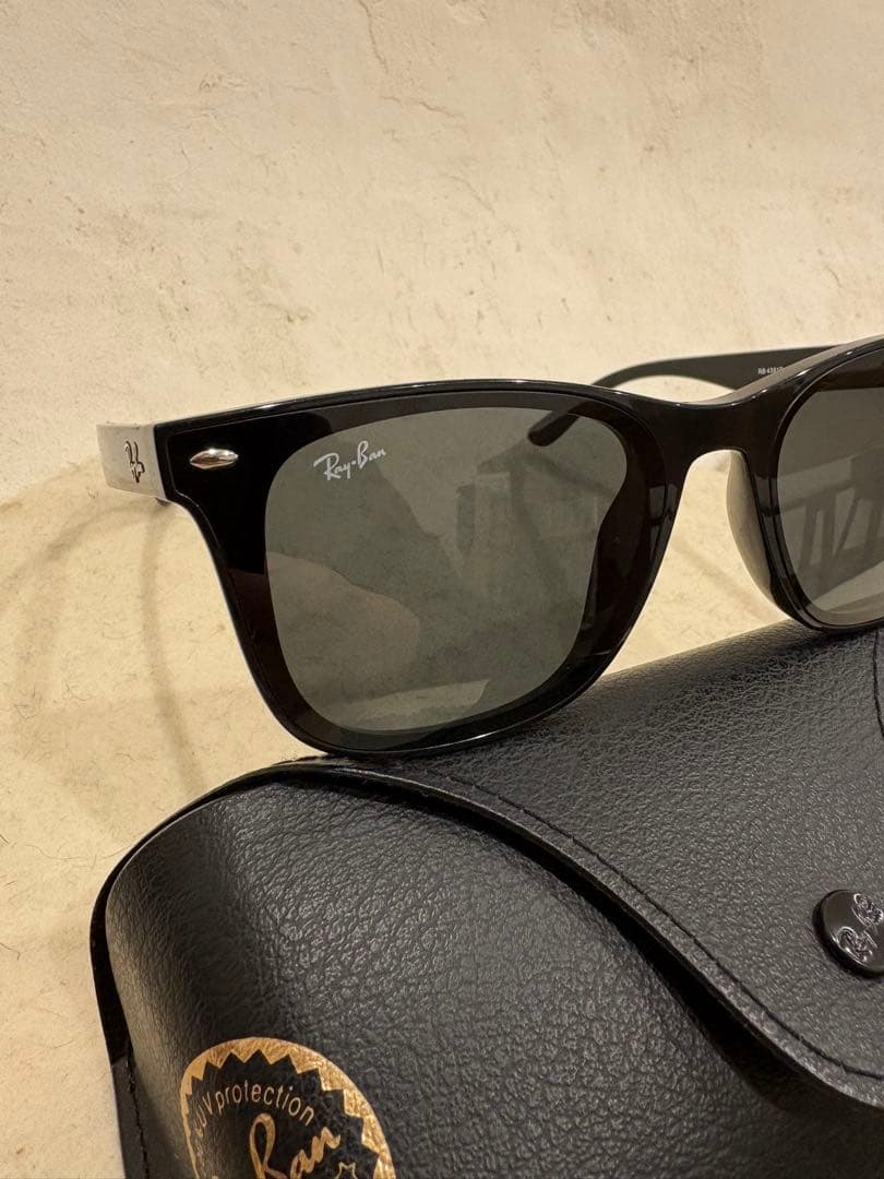Ray-Ban rb4391d 601/87 【Sunglass Hut付き❗️】