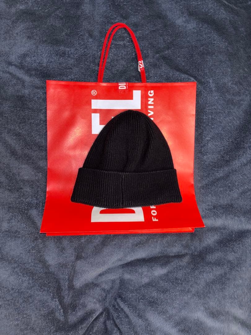 DIESEL 黒 ニット帽