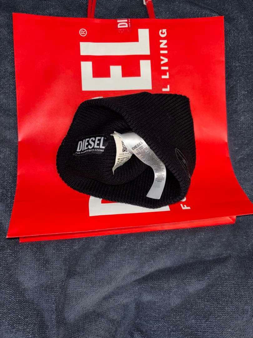 DIESEL 黒 ニット帽