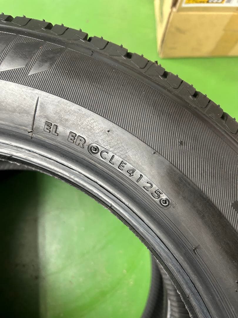 215/60R17 2本　ほぼ新品　処分