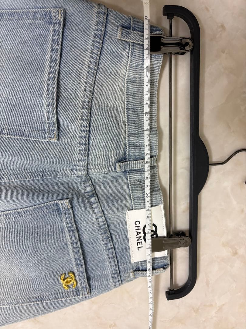 極美品！！ CHANEL ライトブルーダメージフレアパンツ