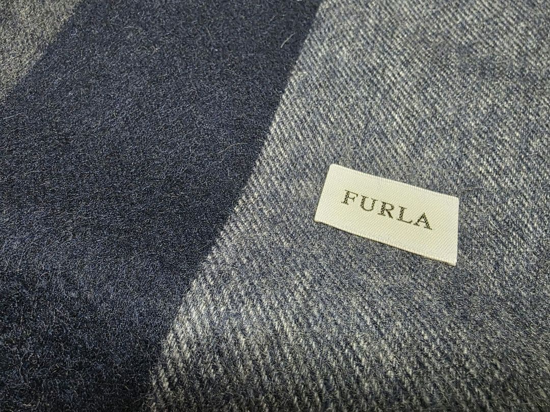 【専用ページ】FURLA　フルラ　カシミヤストール