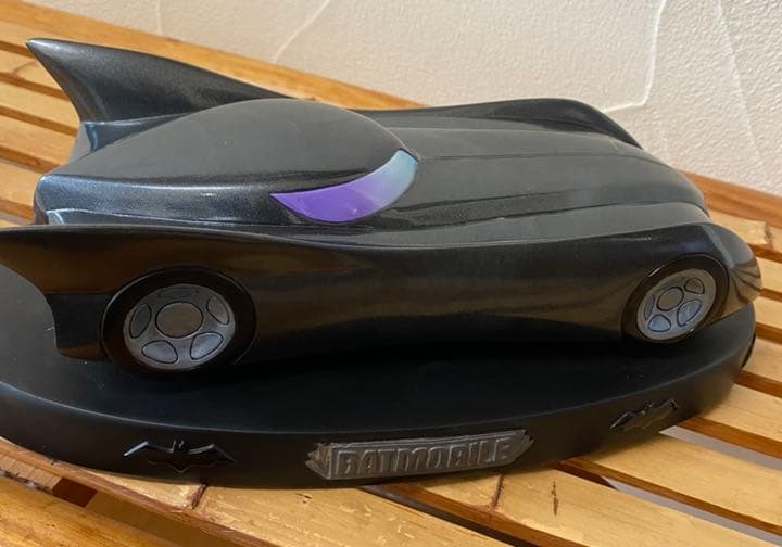 バットマン・ニューバットマンアドベンチャーズ2500限定バットモービルスタチュー
