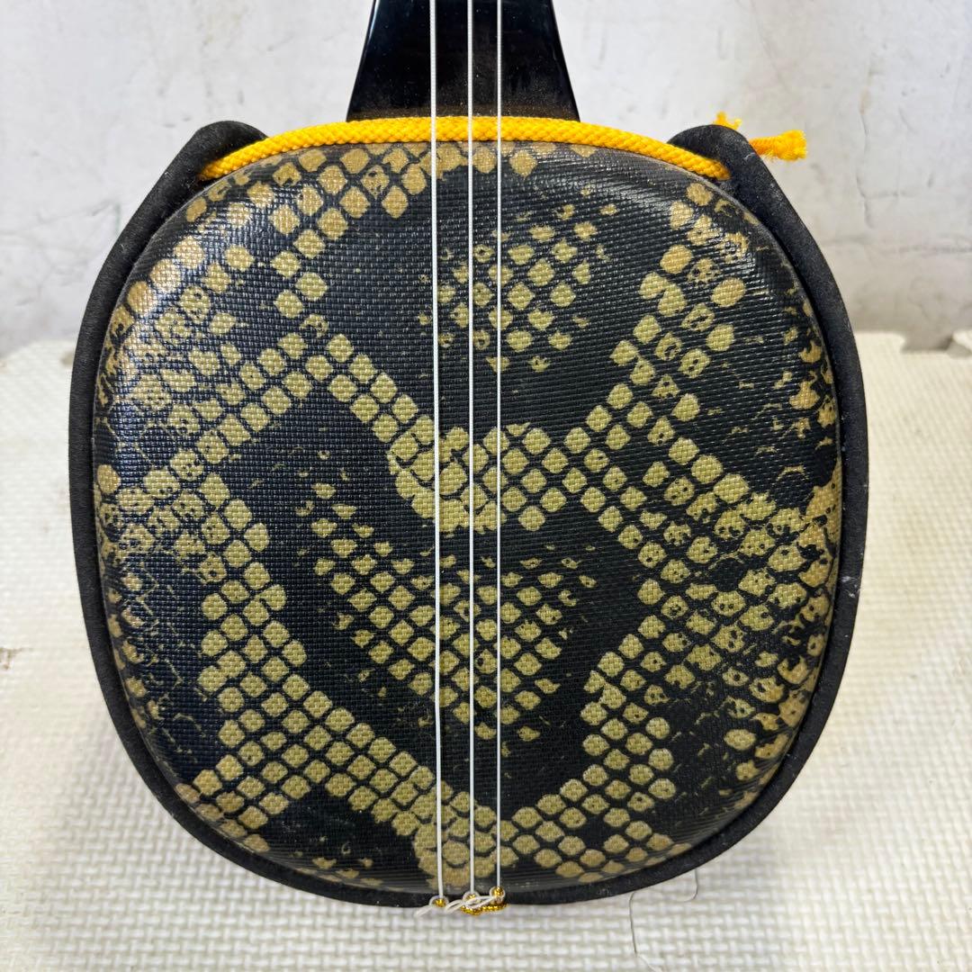 三線　蛇柄