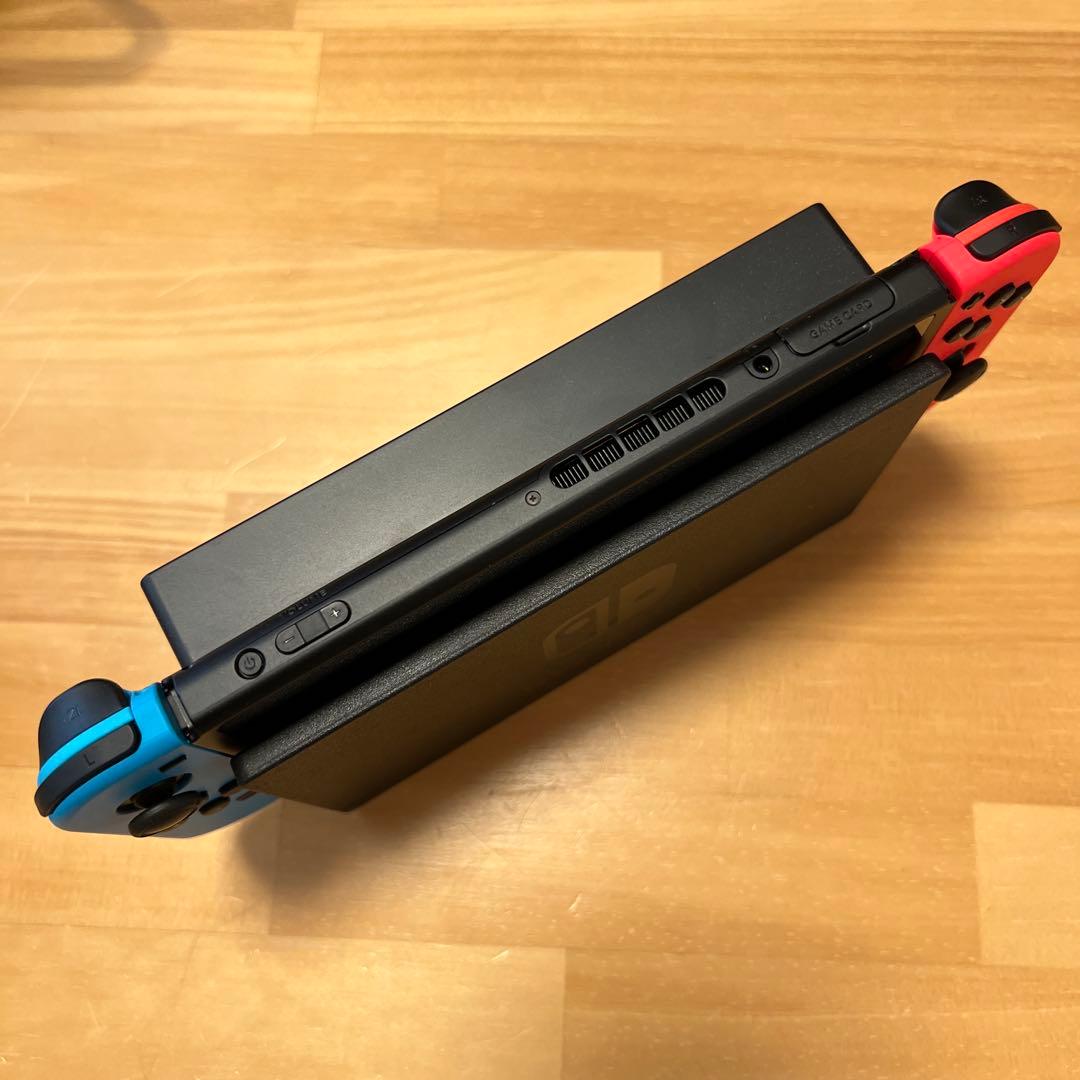 【Nintendo Switch】本体 + ゲームカセット 2種類