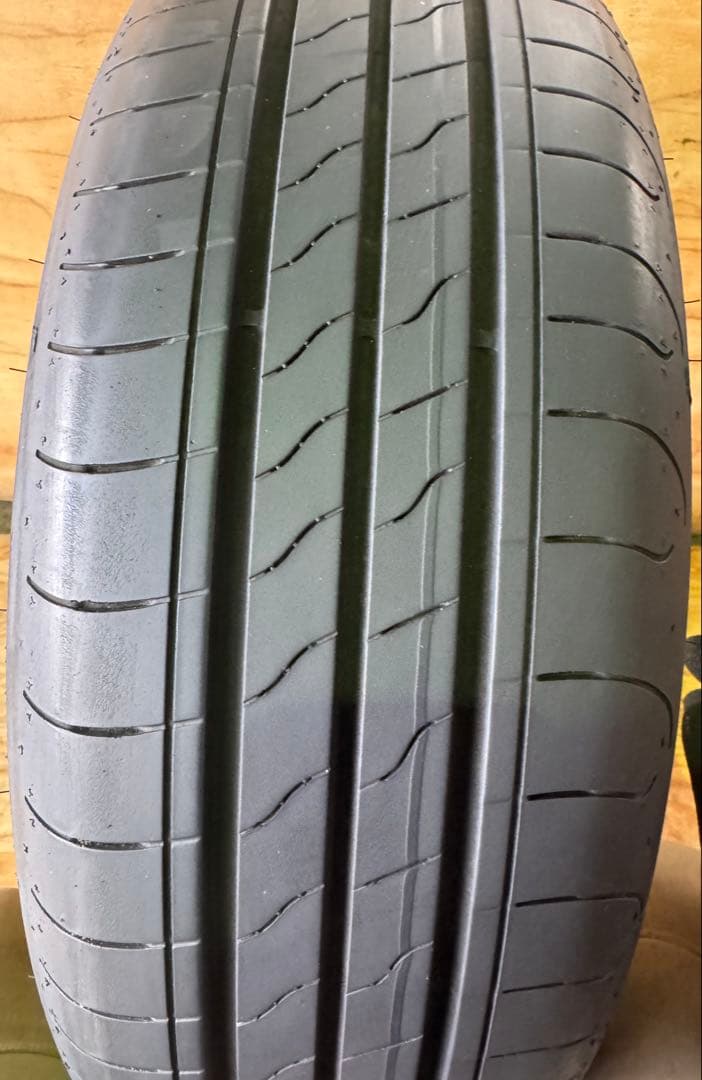 185/65R15 グッドイヤー夏タイヤ2本。バリ溝！