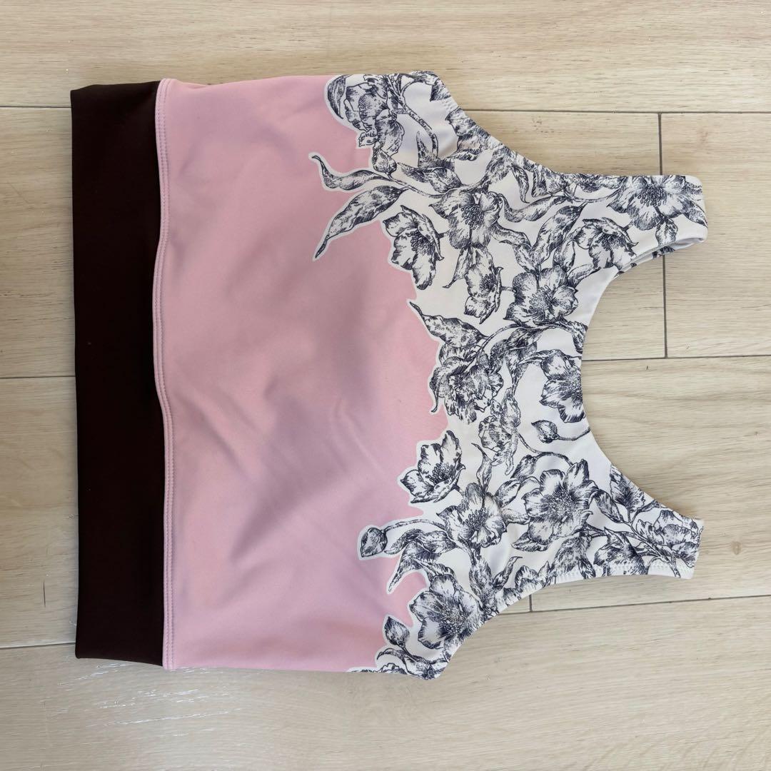 SAKURA ヨガウェア 上下セット 花柄 定価22600円 美品