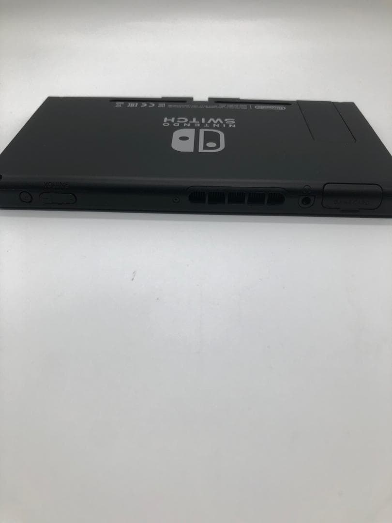 美品 Nintendo Switch スイッチ 本体 付属品完備 画面拭き付属