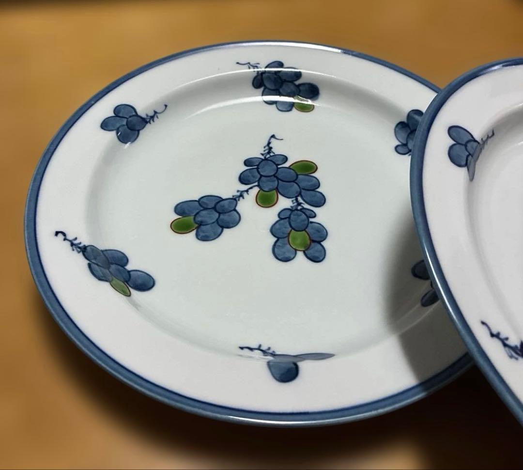 源右衛門　染錦葡萄絵中皿２枚