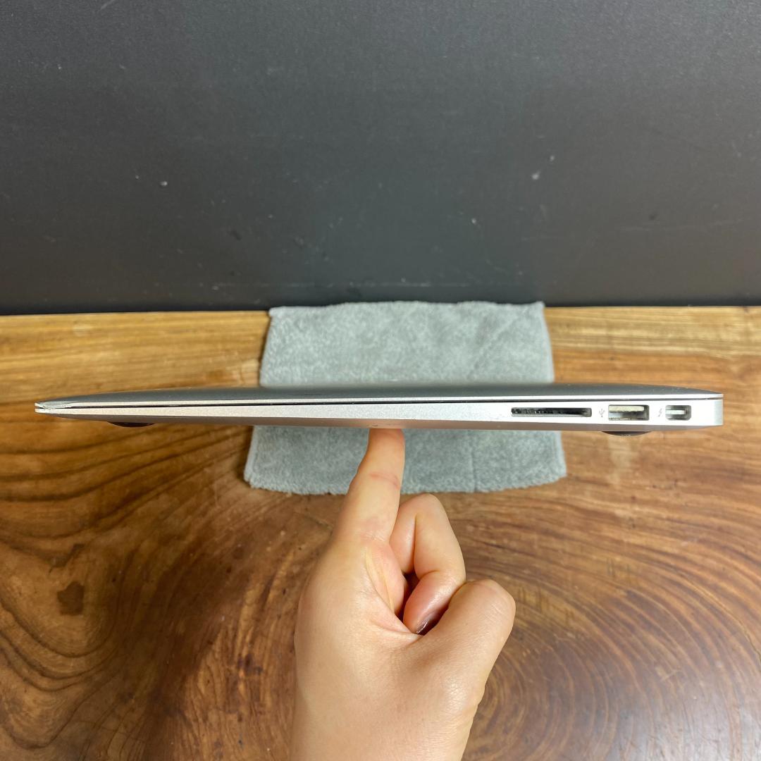［ジャンク品］Apple MacBook Air 13inch 2013/504