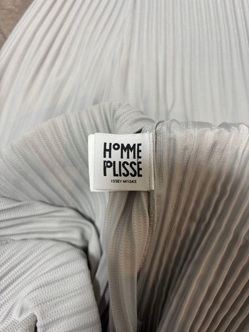 HOMME PLISSE ISSEY MIYAKE パンツ ライトグレーサイズ2
