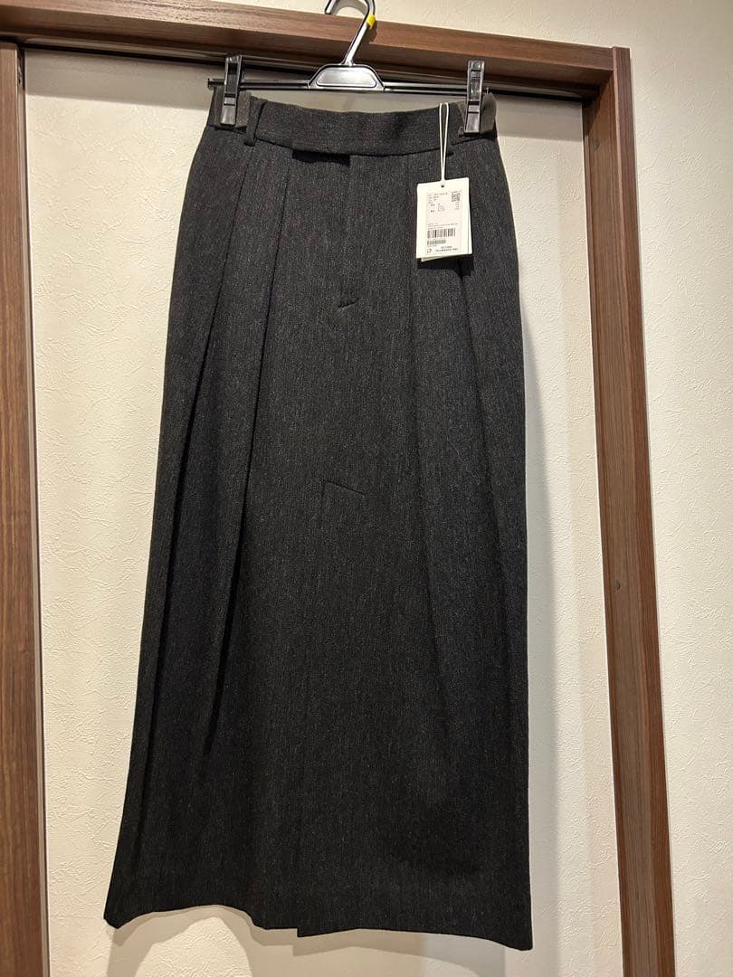 新品タグ付【EMOELLE】ウールコットン2タックスカート