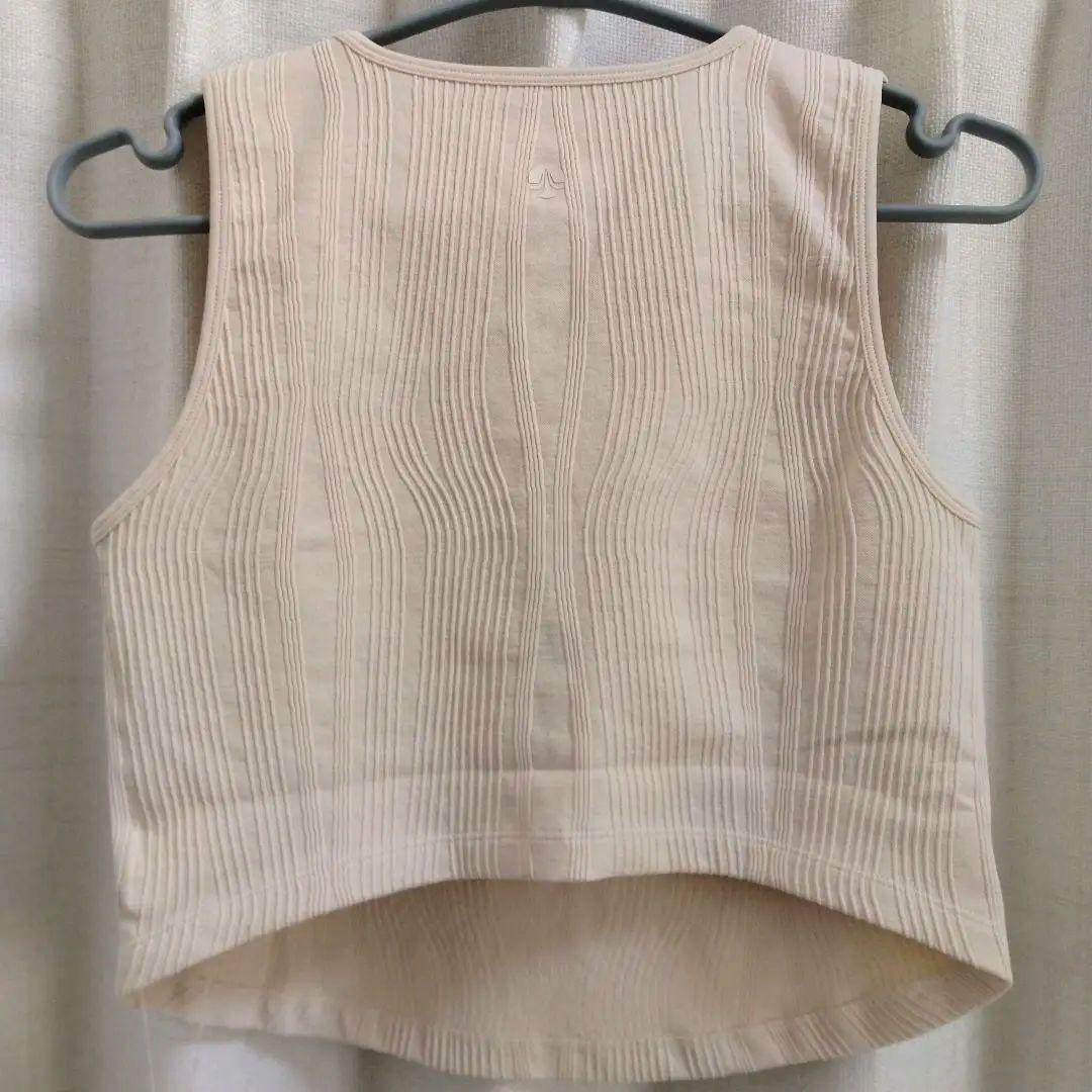 ☆新品☆【SUKALA】ウェーブリブアクティブタンクトップ Ｌサイズ