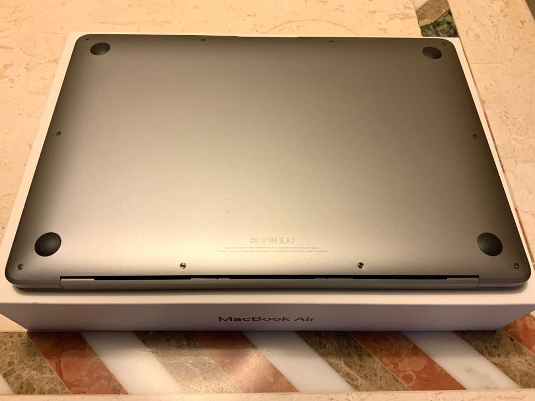 Apple MacBook Air 13インチ 2018 / USキーボード