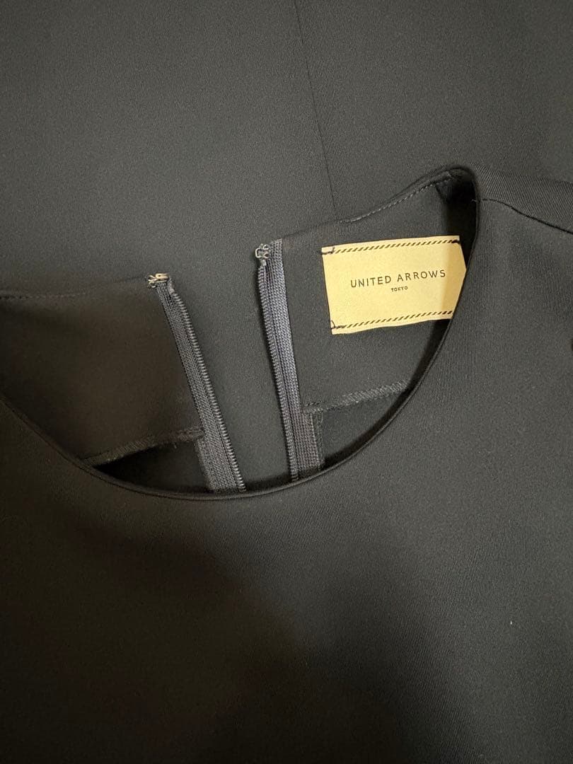 極美品UNITED ARROWS SPONGYワンピース ネイビー 36 パール