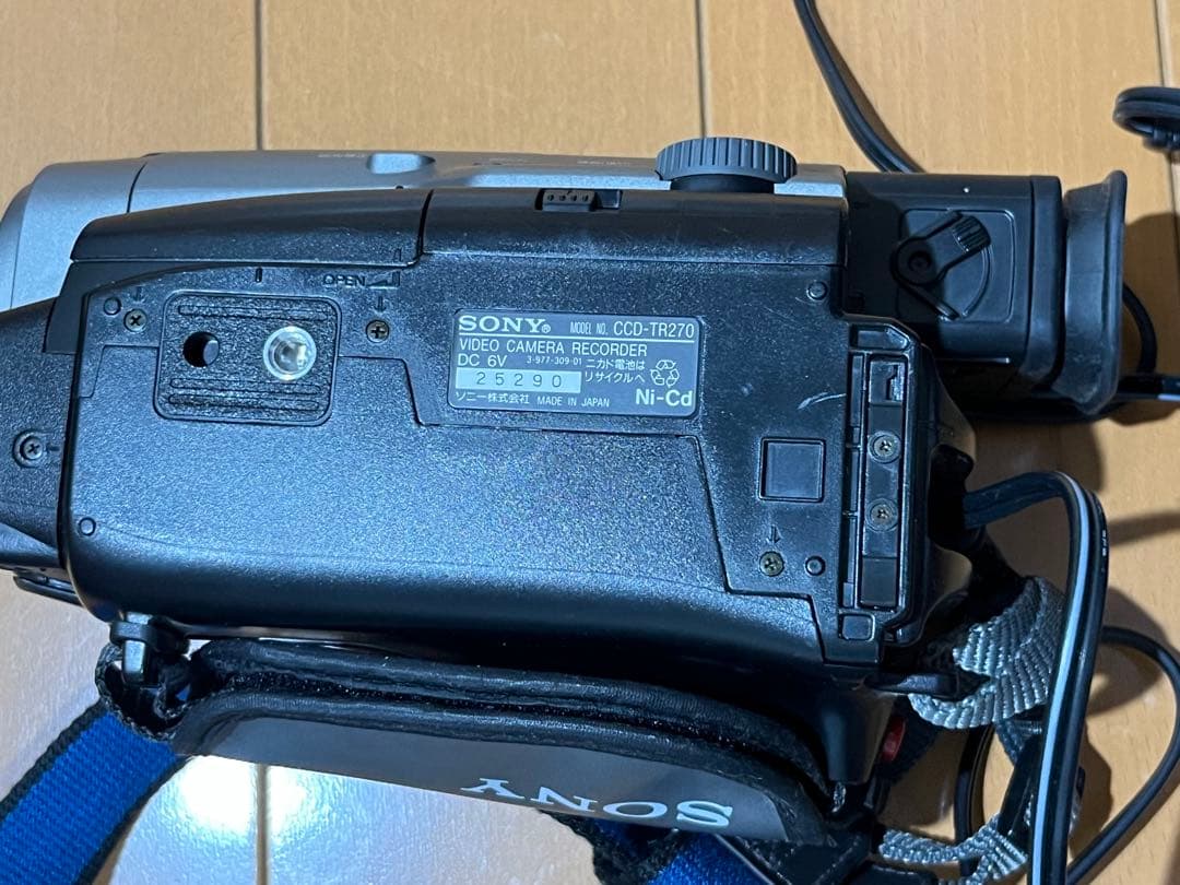 【稀少】SONY Handycam Video8 CCD-TR270