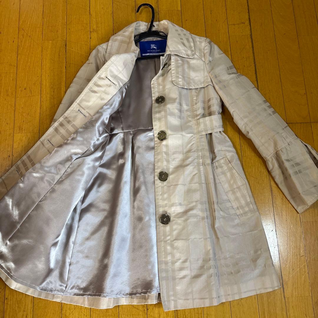 BURBERRY ベージュ フレアスリーブ トレンチコート