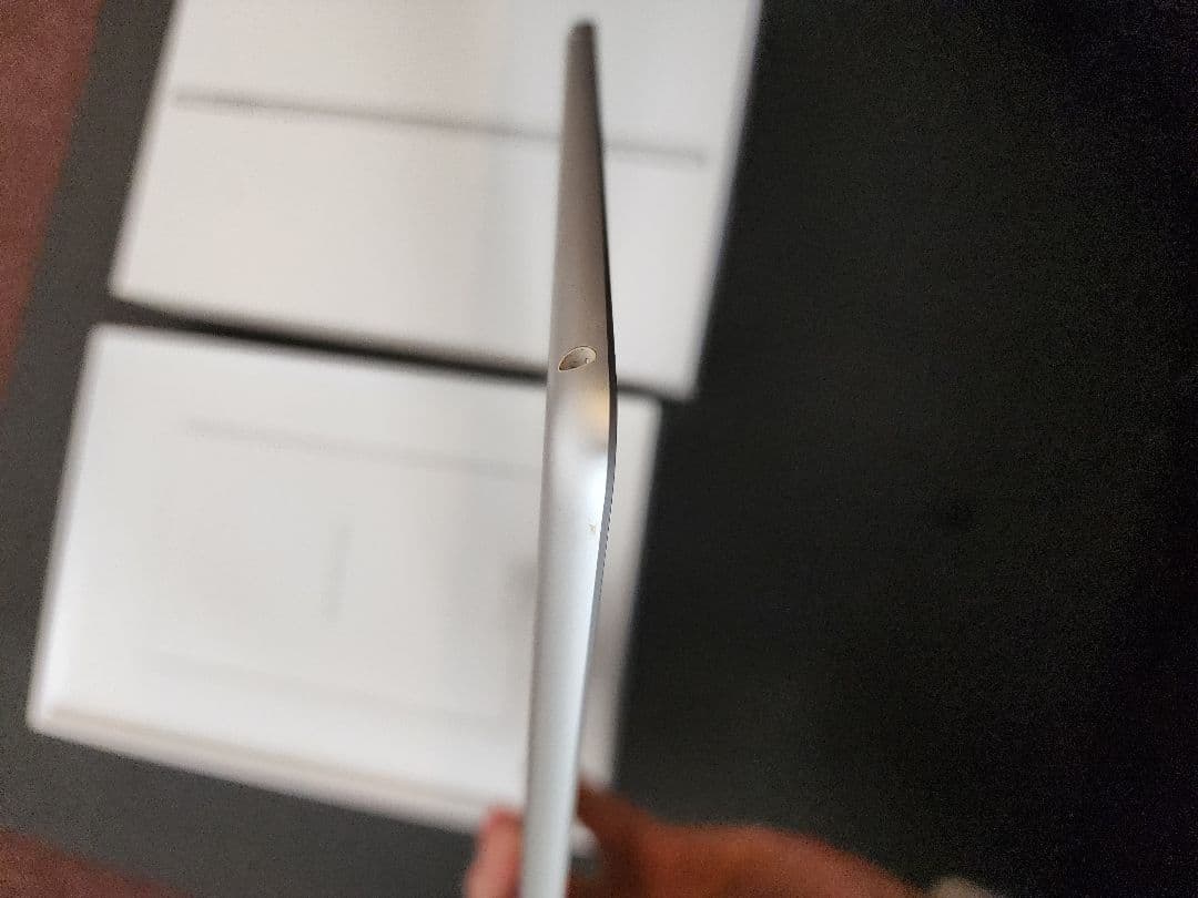 iPad 9 本体 バッテリー最大容量94%