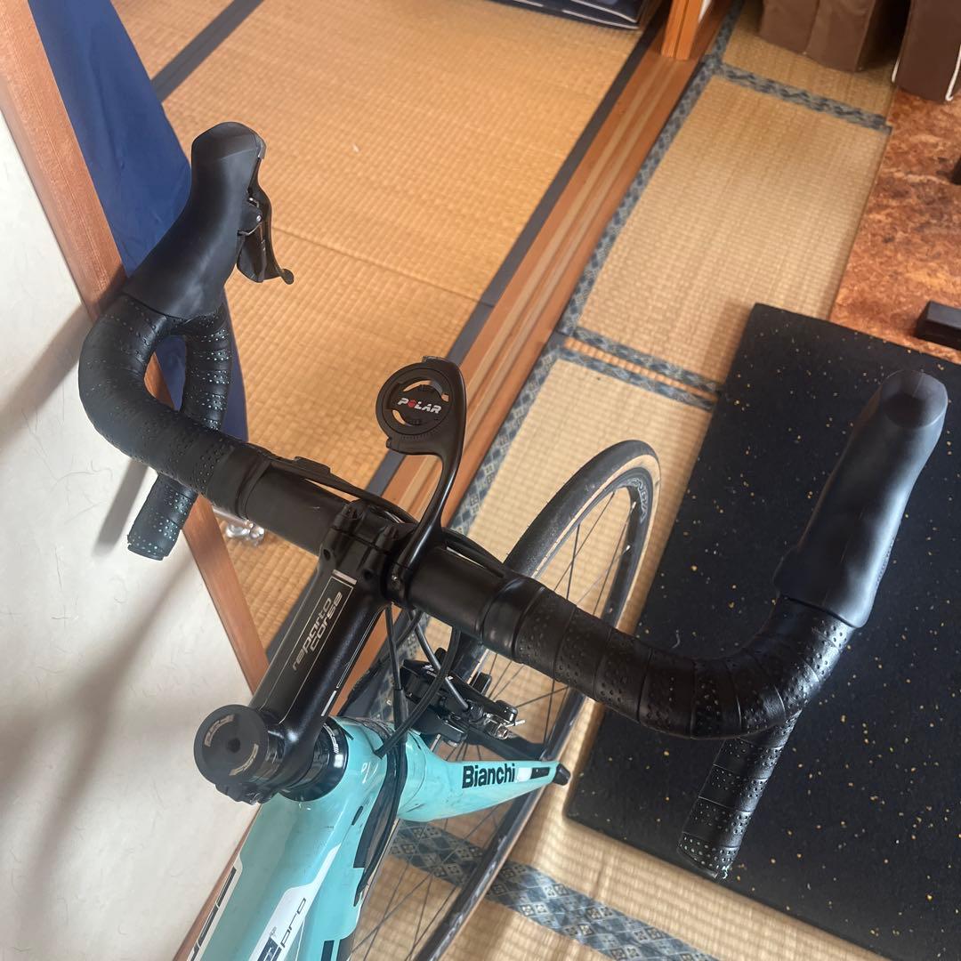 Bianchi SEMPRE PRO 105 2018 カーボン　ロードバイク