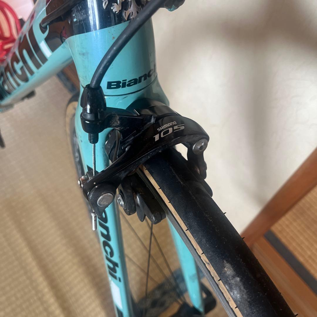 Bianchi SEMPRE PRO 105 2018 カーボン　ロードバイク