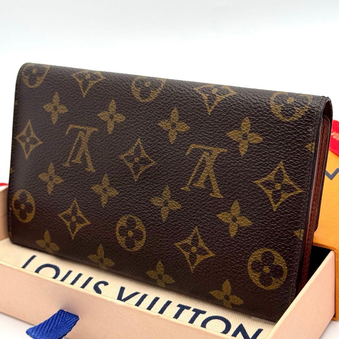 【美品】ルイヴィトン　モノグラム　インターナショナル　三つ折り財布　折り財布