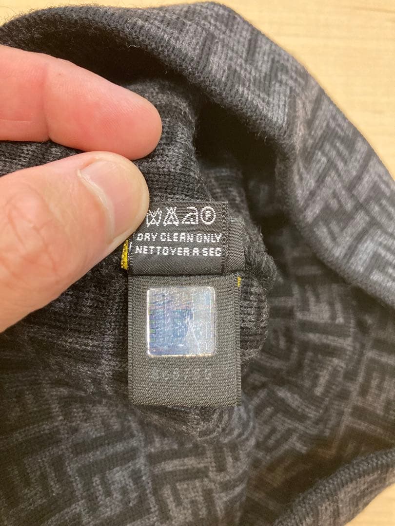 FENDI ロゴパターン ニット帽