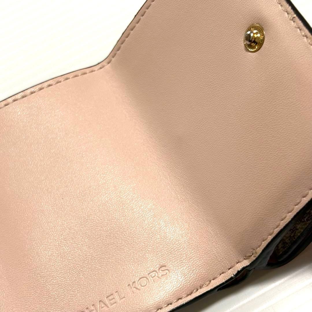 ⭐︎ 【お買い得商品】かわいい♡マイケルコース 3つ折り財布　ホワイトピンク