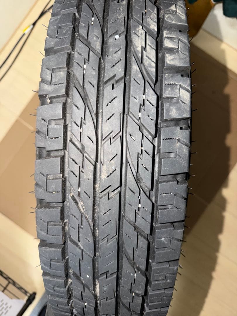 Tet Yokohama GEOLANDAR A/T 16インチタイヤ