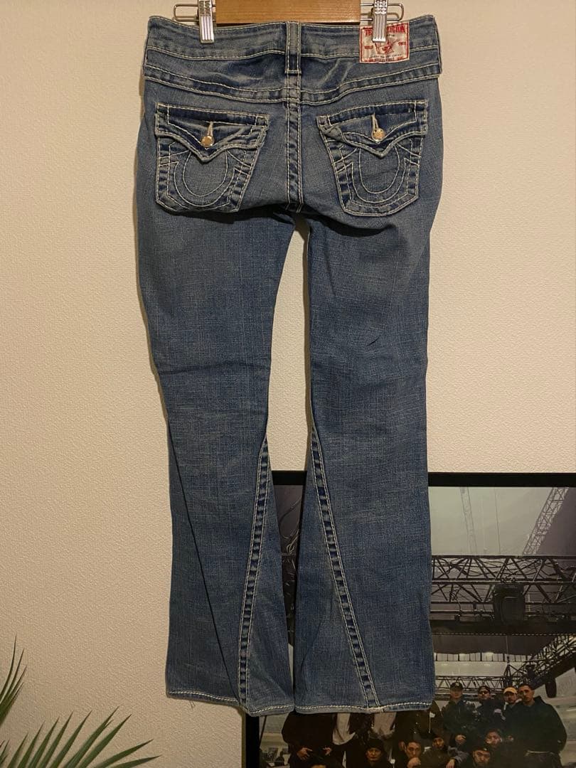True Religion ローライズデニム