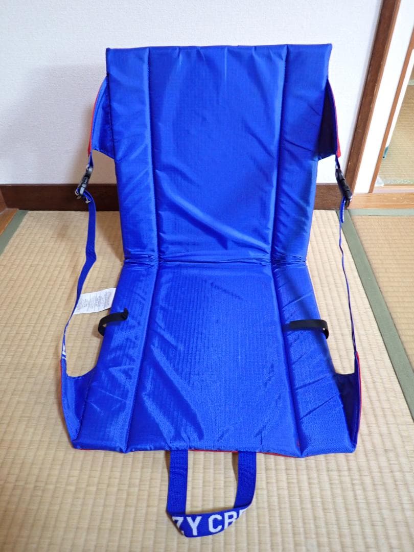 クレージークリーク　折りたたみチェア(青と赤のコンビ)