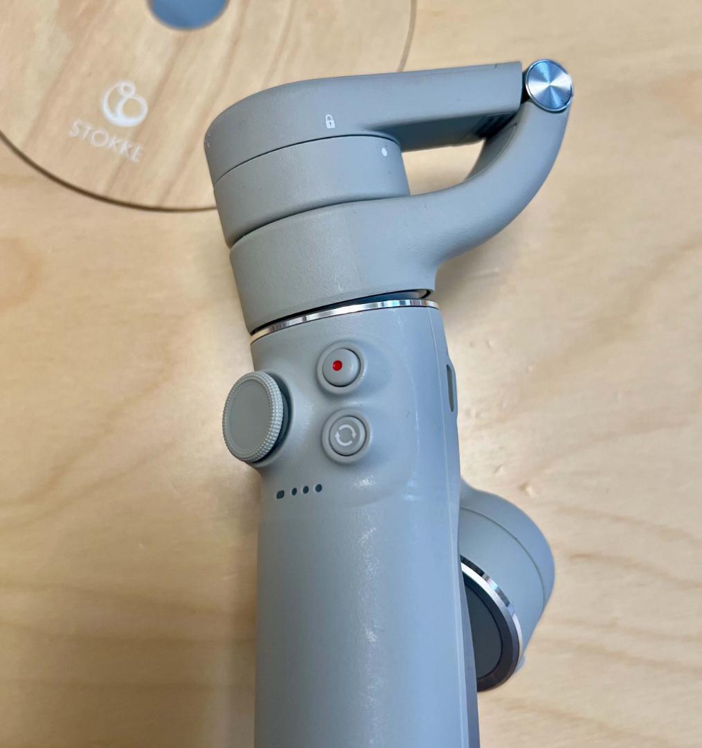 【中古】DJI OM 5 スタビライザー グレー