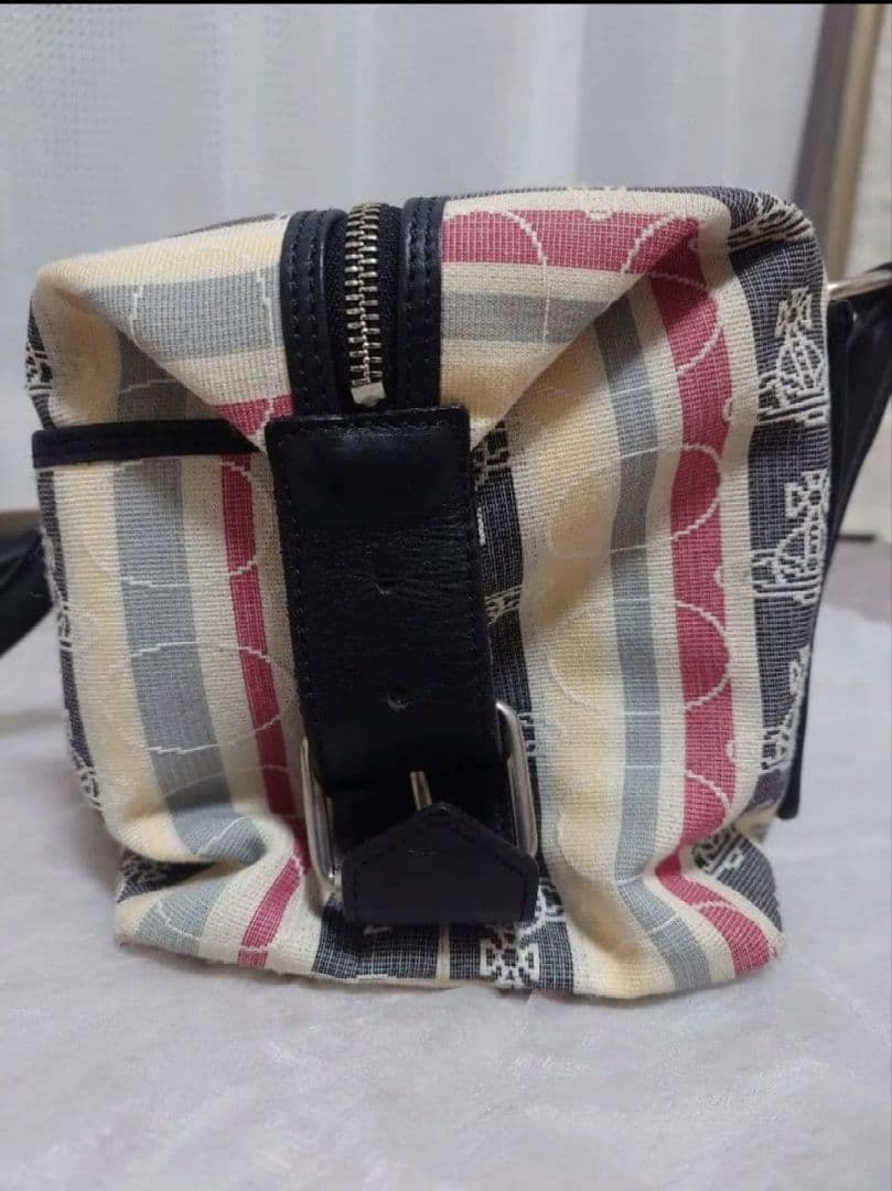 Vivienne Westwood　ストライプ柄ボストンバッグ