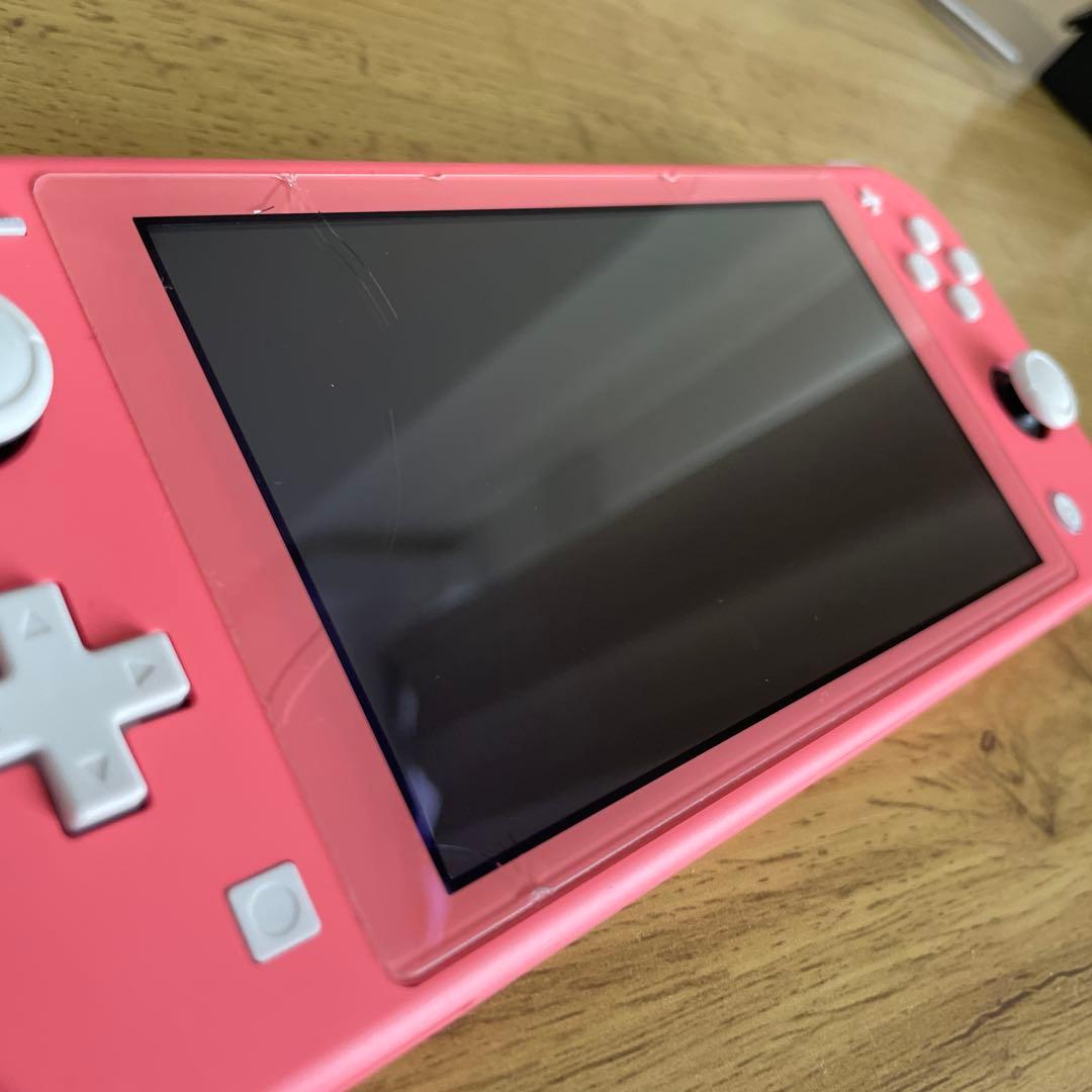 Nintendo Switch Lite コーラルピンク 本体　充電器