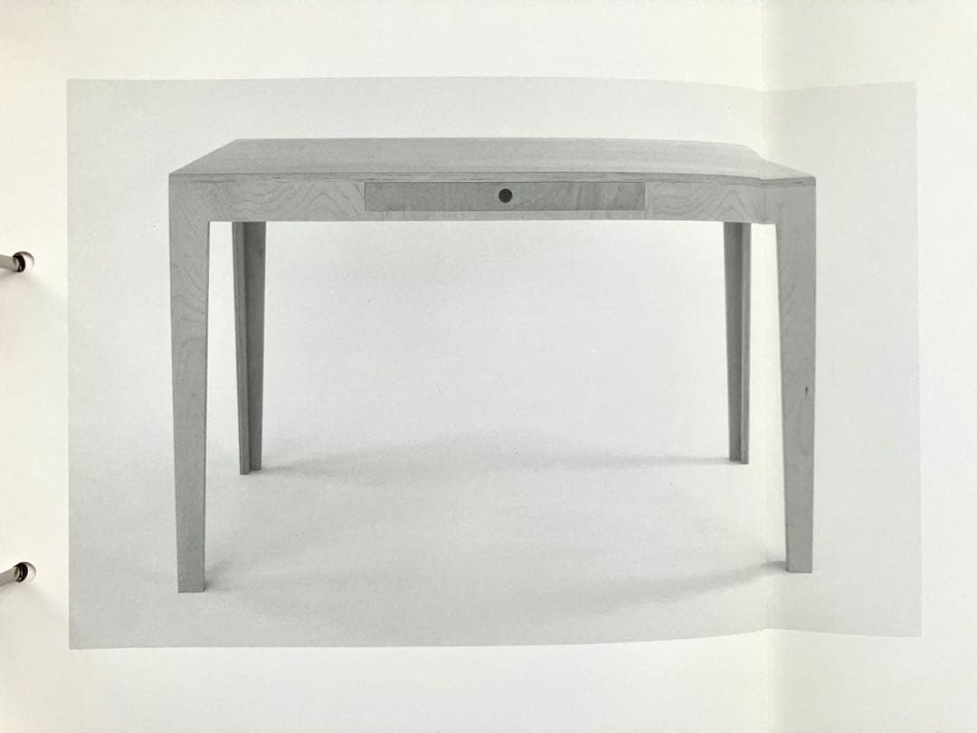 積層合板によるドイツ製家具のカタログ