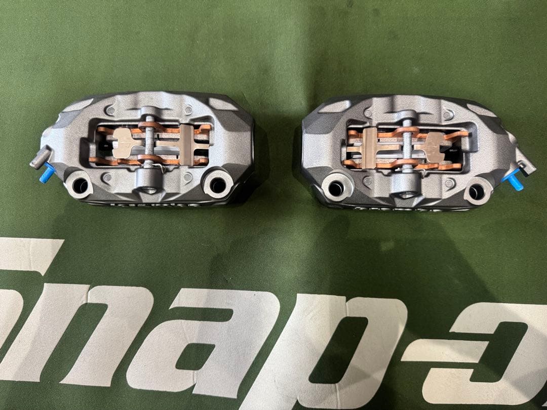 Z900RS SE 純正ブレンボキャリパー　brembo