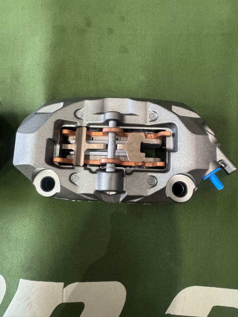 Z900RS SE 純正ブレンボキャリパー　brembo