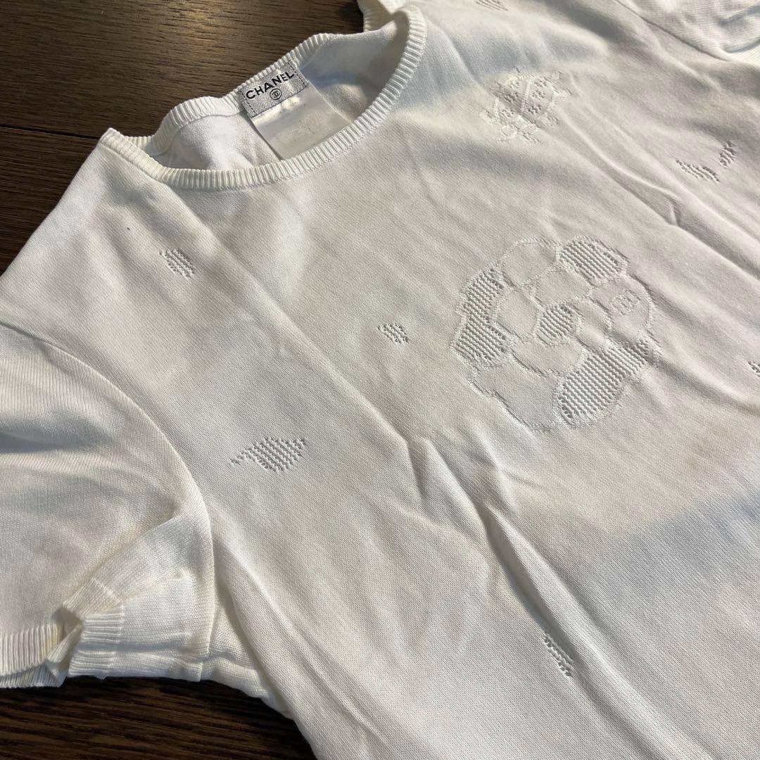 CHANEL ホワイト Tシャツ 花柄刺繍