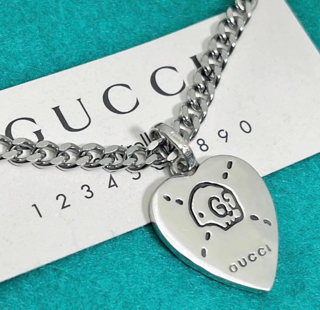 美品　GUCCI ゴーストハートプレートペンダント