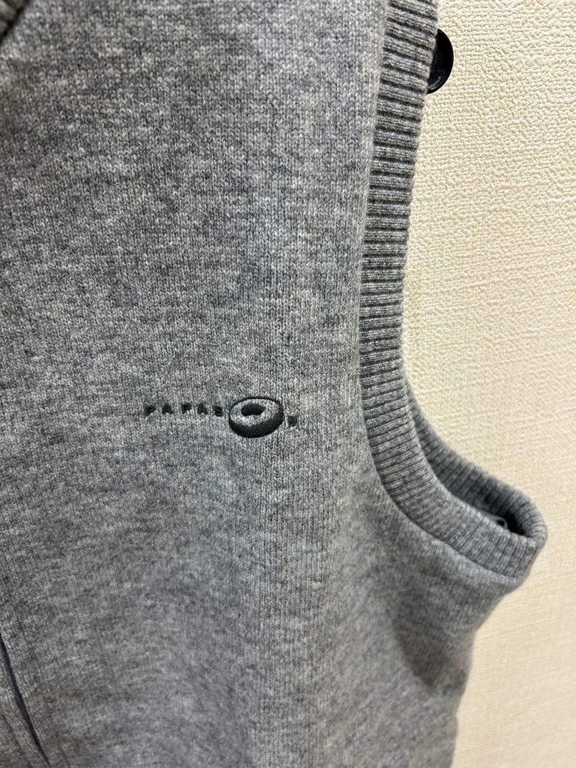 【新品未使用品】PAPAS ニットベスト ジップアップ　Ｍサイズ