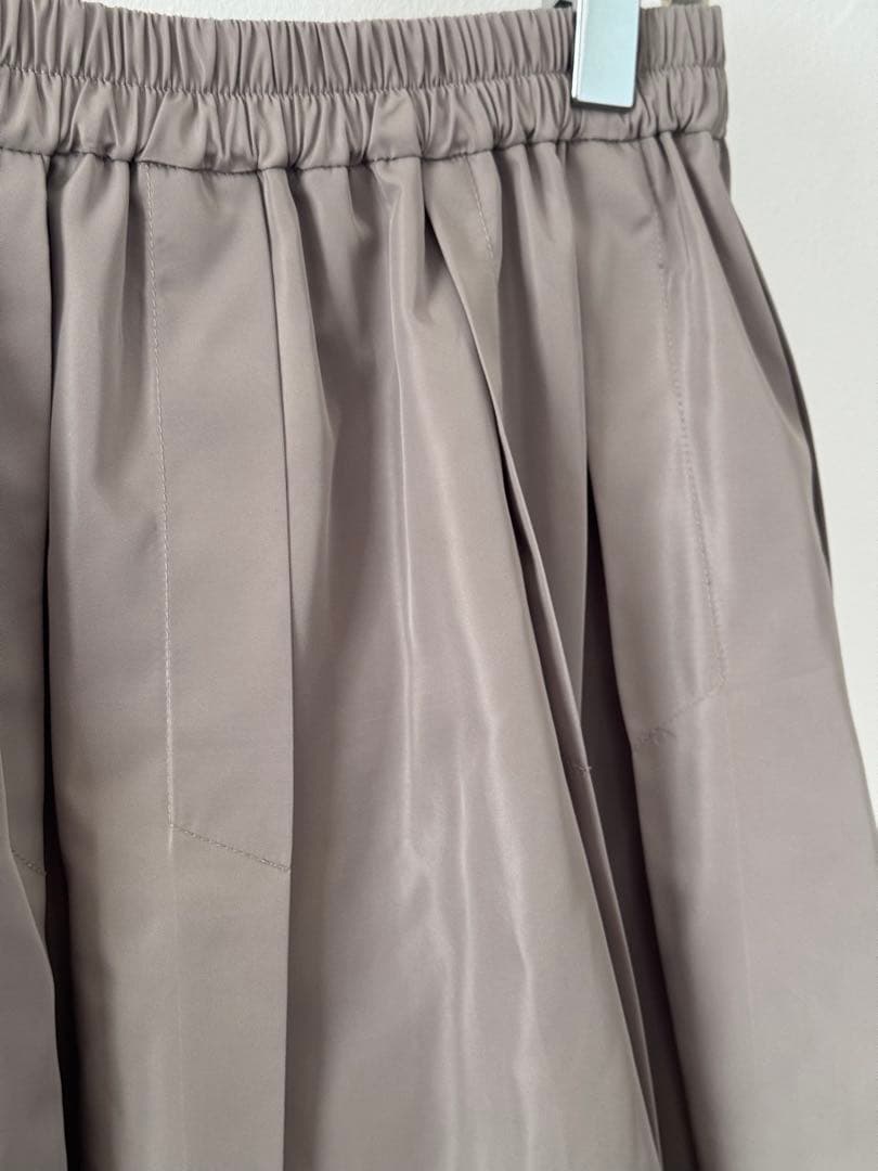 美品 HIROKO BIS／タックコクーンスカート　洗濯機可