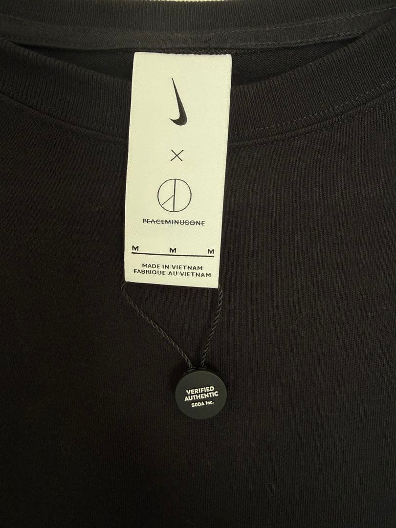 ふるふる様　NIKE PEACEMINUSONE ロンT